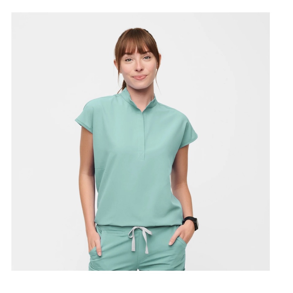 Figs Rafaela oversized scrub top